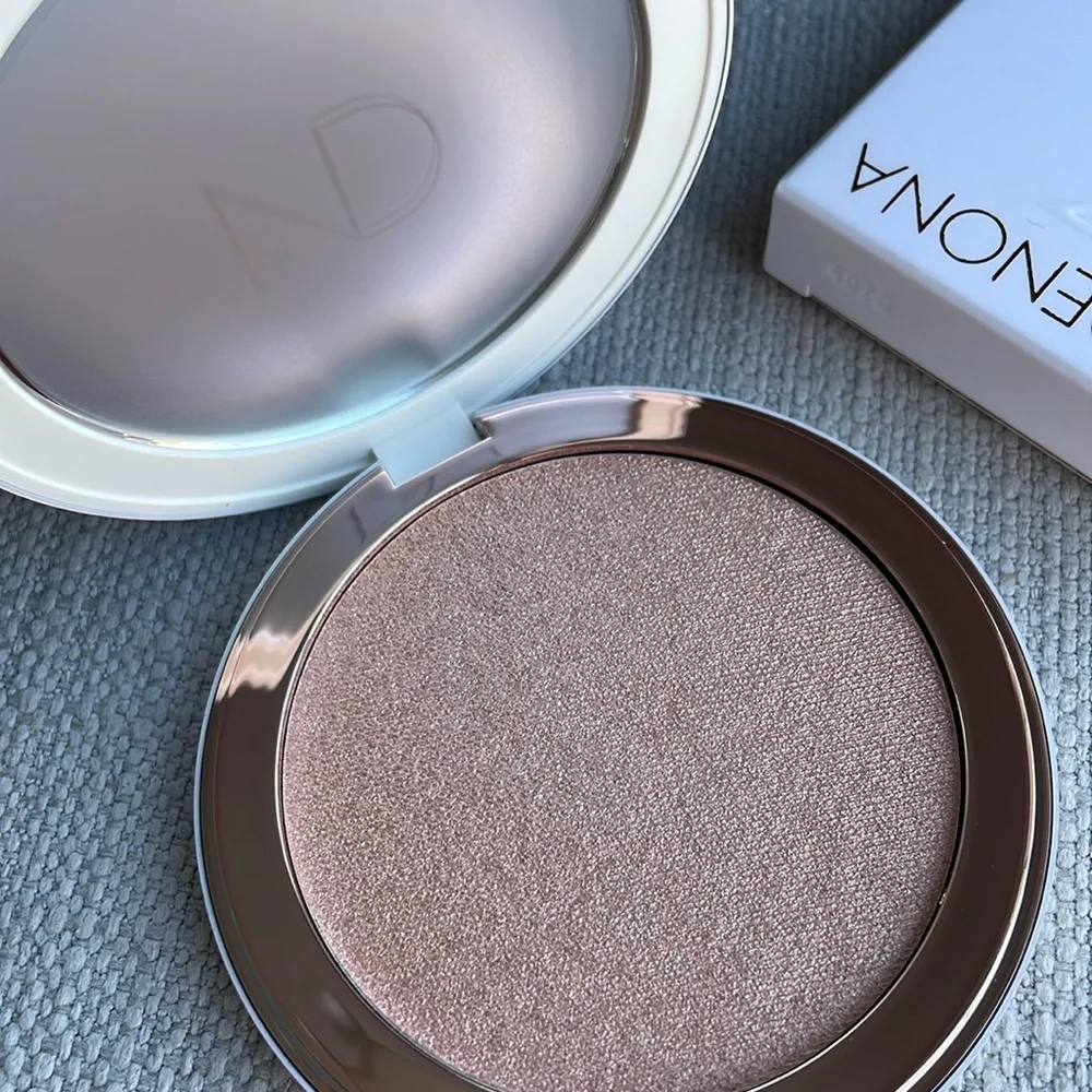 Natasha Denona Hy-GEN Skincare Infused Glow Beautifier - 01 light